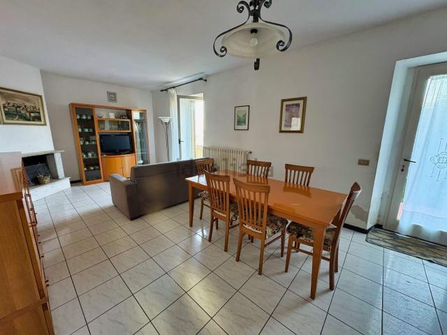 Casa in vendita a Civitella in Val di Chiana, Viciomaggio