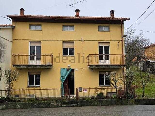 Casa in vendita a Varsi, Reggio Emilia