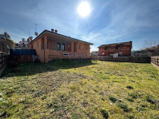 Casa in vendita a Roma Capitale, Lazio