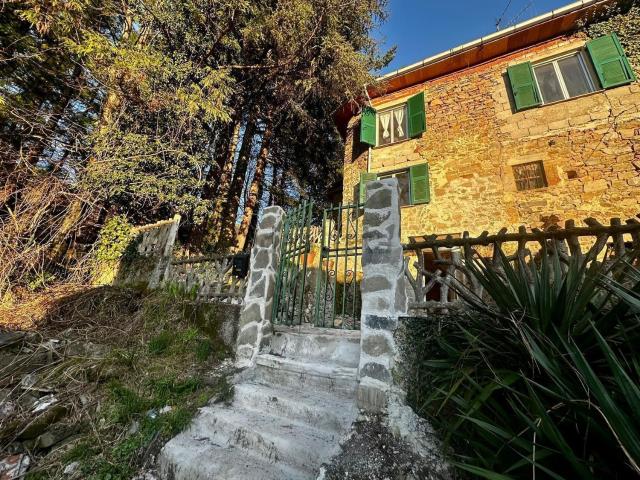 Casa in vendita a Calice Al Cornoviglio, Liguria