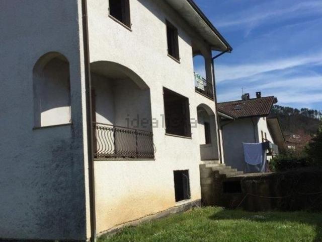 Casa in vendita a Riccò Del Golfo, Liguria