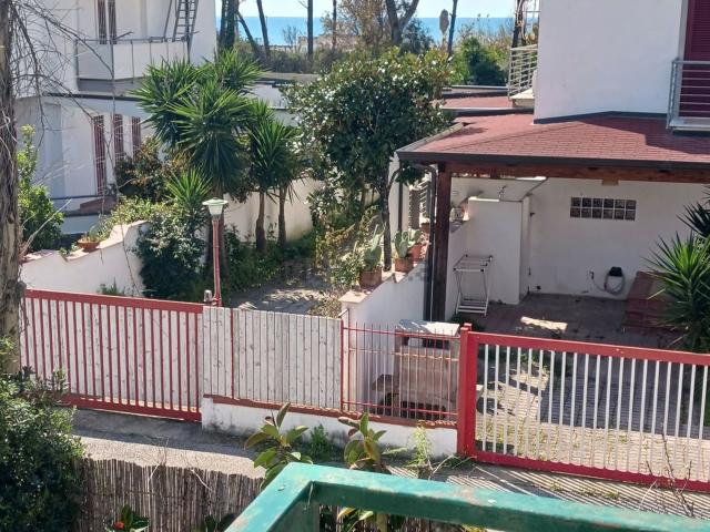 Casa in vendita a Capaccio, Campania