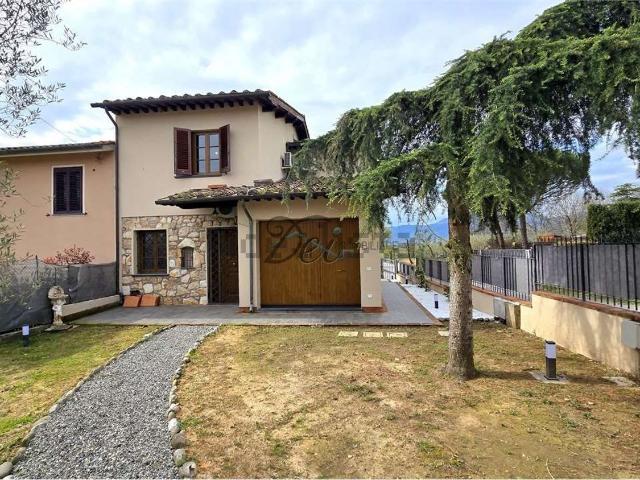 Casa in vendita a Altopascio, Toscana