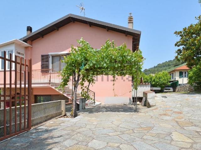 Casa in vendita a Cervo, Liguria
