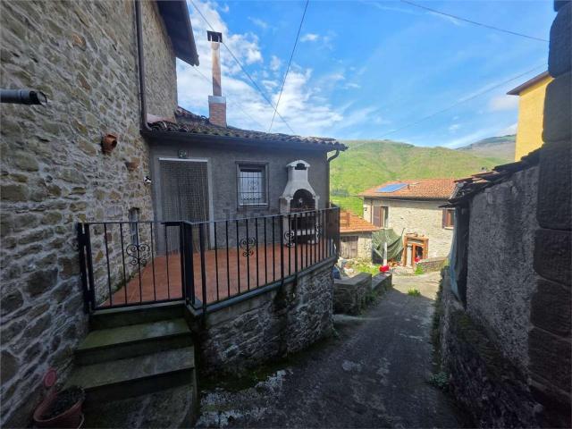 Casa in vendita a Unione Comuni Garfagnana, Piazza Al Serchio