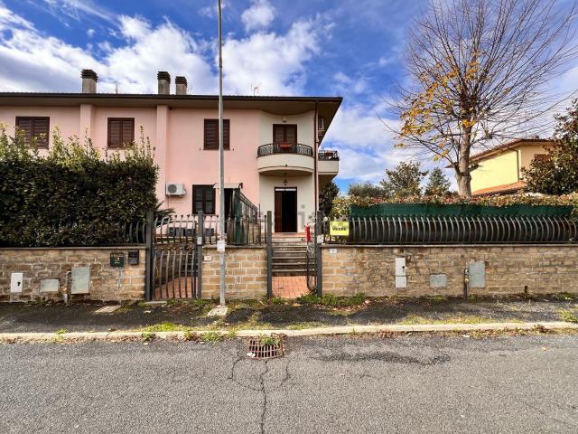 Casa in vendita a Sacro Cuore, Capodimonte
