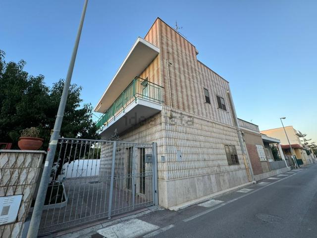 Casa in vendita a Puglia, Bari