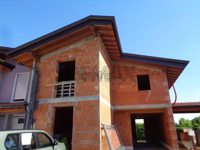 Casa in vendita a Casalromano, Mantova