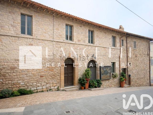 Casa in vendita a Assisi, Umbria