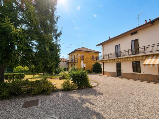 Casa in vendita a Venegono Superiore, Lombardia