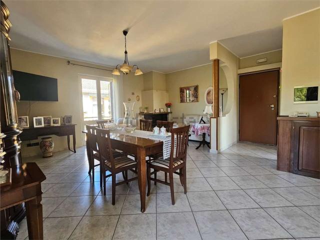 Casa in vendita a Giove, Terni