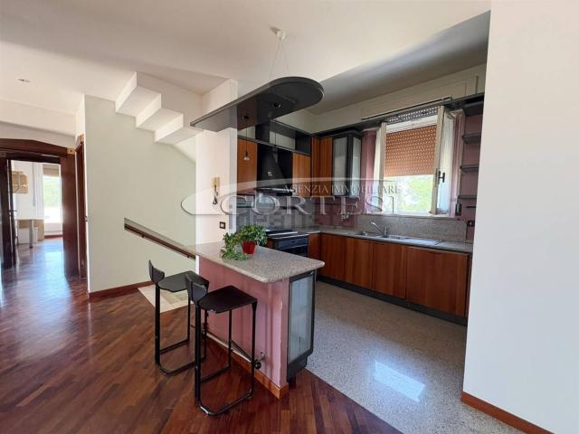 Casa in vendita a Marche, Pesaro E Urbino