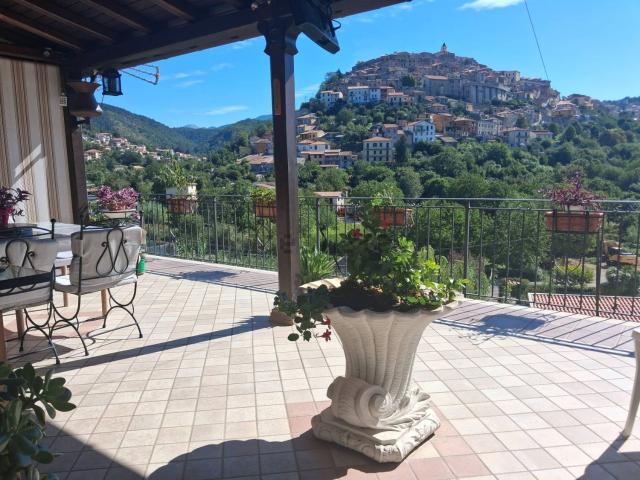 Casa in vendita a Fiuggi, Frosinone