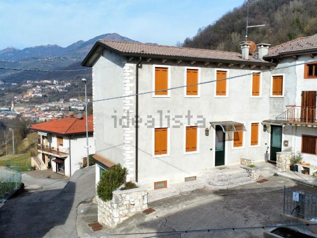 Casa in vendita a Altissimo, Veneto