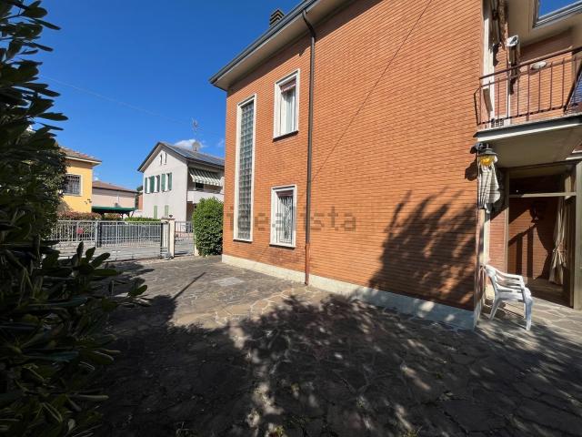 Casa in vendita a Unione Comuni Modenesi Area Nord, Mirandola