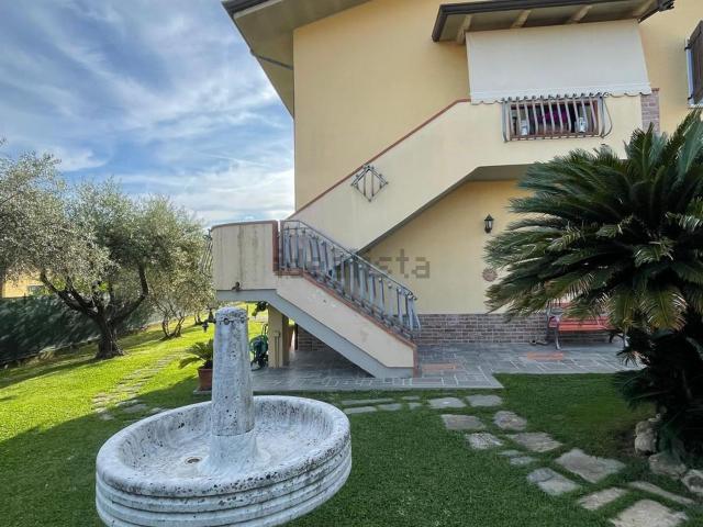 Casa in vendita a Romagnano, Marina Di Massa
