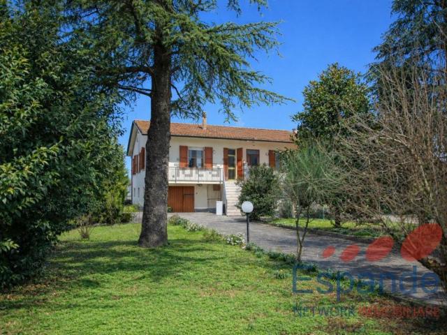 Casa in vendita a Unione dei comuni Valle del Savio, Cesenà