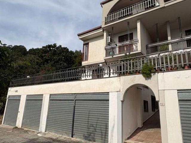 Casa in vendita a Sacrofano, Roma Capitale
