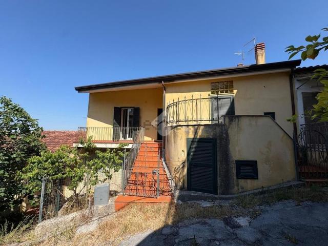 Casa in vendita a Rocca D'arce, Lazio