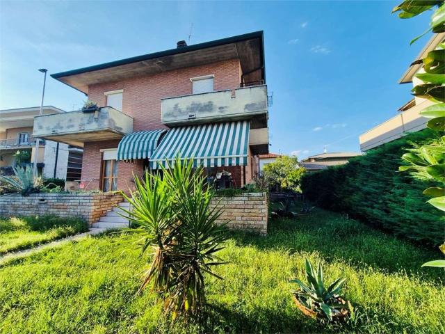 Casa in vendita a Dossetto, Villafranca di Verona