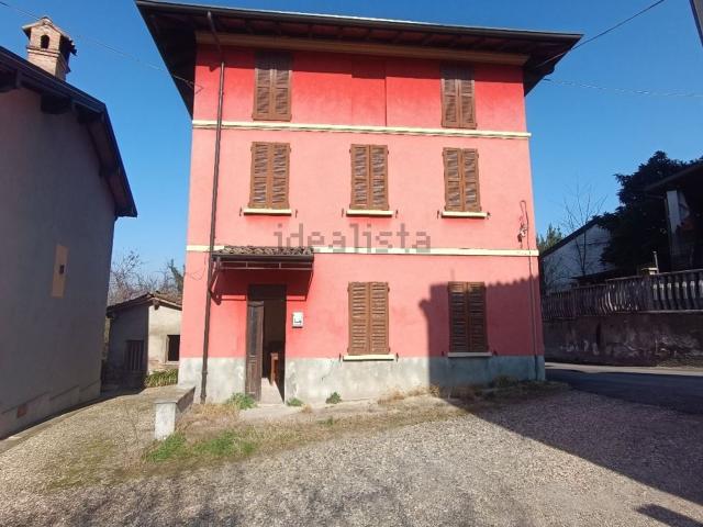 Casa in vendita a Broni, Lombardia