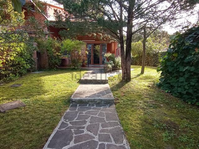 Casa in vendita a Lignano Riviera, Lignano Pineta