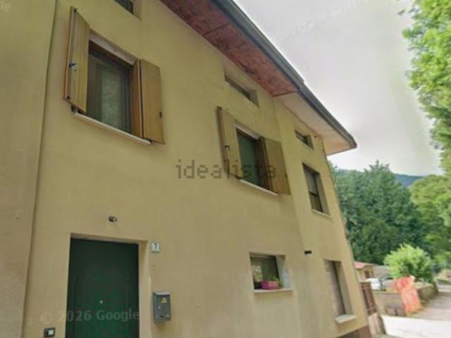 Casa in vendita a Maniagolibero, Maniago
