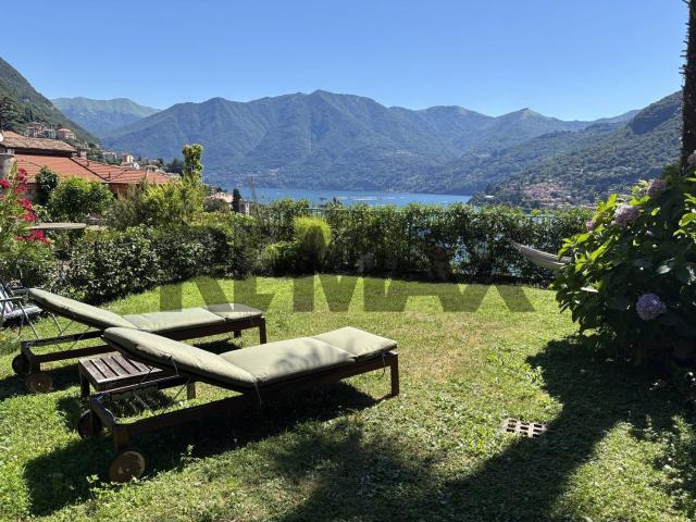 Casa in vendita a Moltrasio, Lombardia