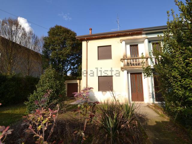 Casa in vendita a Azzano Decimo, Friuli-Venezia Giulia