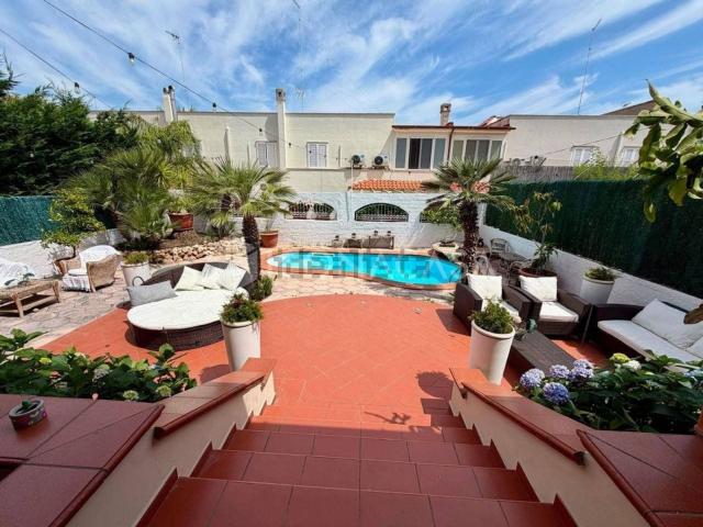 Casa in vendita a Puglia, Barletta-andria-trani