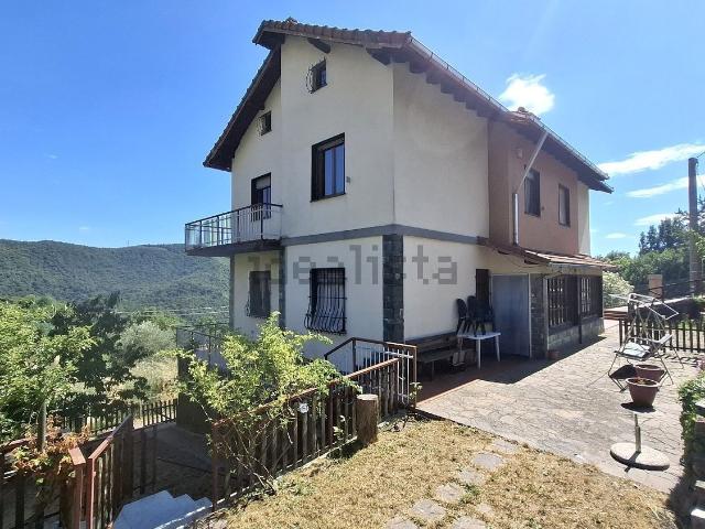Casa in vendita a Sant'olcese, Liguria