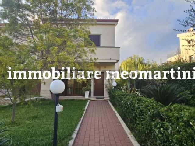 Casa in vendita a Villaggio Elios, Siracusa
