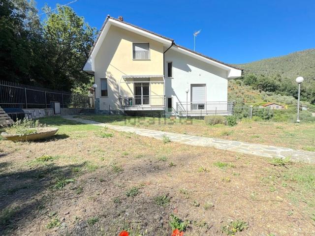Casa in vendita a Verici inferiore, Casarza Ligure
