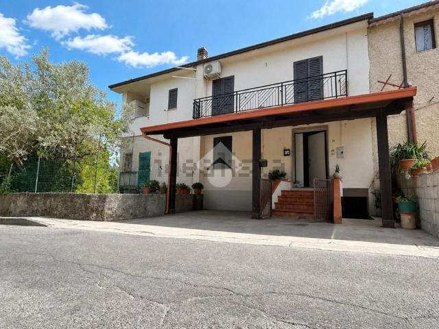 Casa in vendita a Calabria, Cosenza
