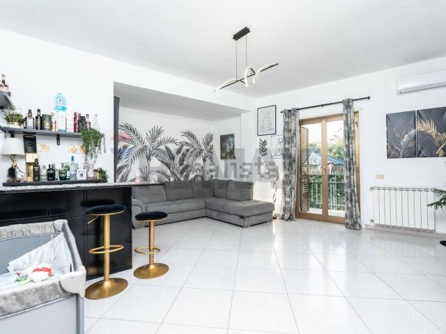 Casa in vendita a Gravina Di Catania, Sicilia