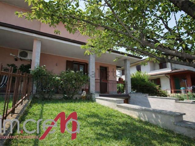Casa in vendita a Monte Cremasco, Lombardia