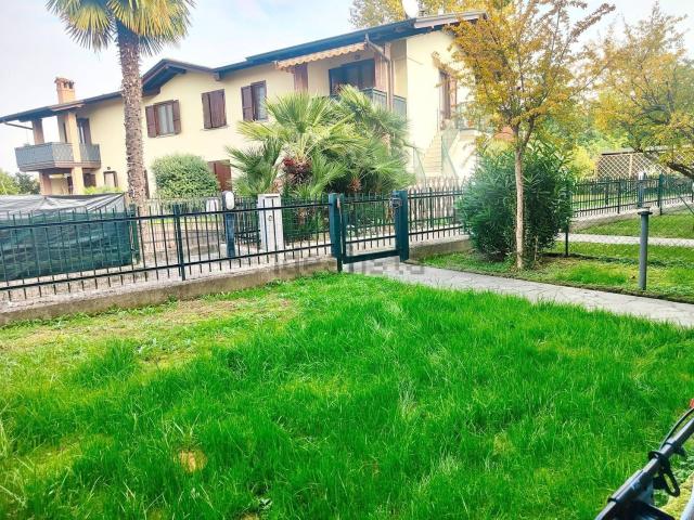Casa in vendita a Calcinate, Bergamo
