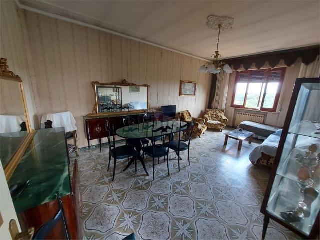 Casa in vendita a Foiano della Chiana, Arezzo