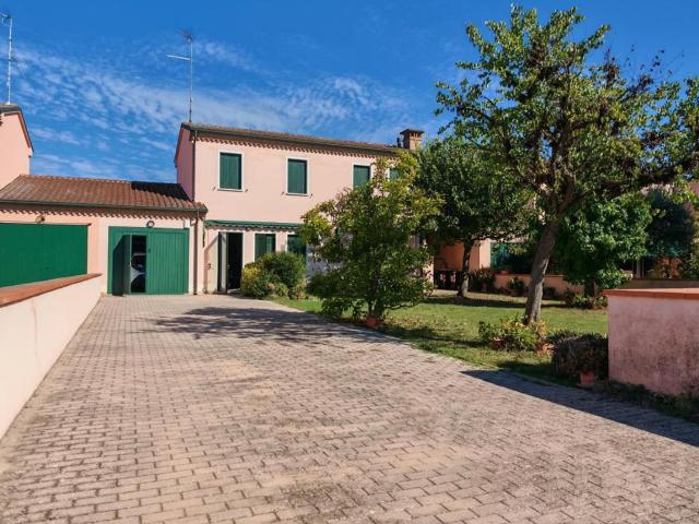 Casa in vendita a Polesella, Rovigo