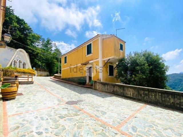 Casa in vendita a Calabria, Cosenza