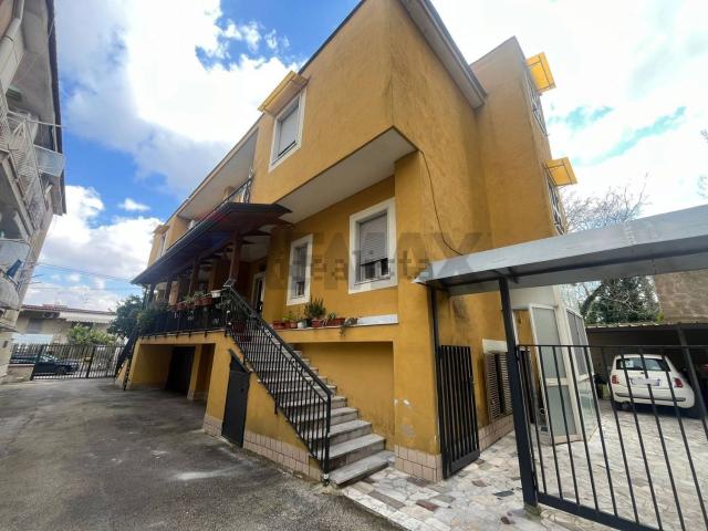 Casa in vendita a Santa Croce, Napola