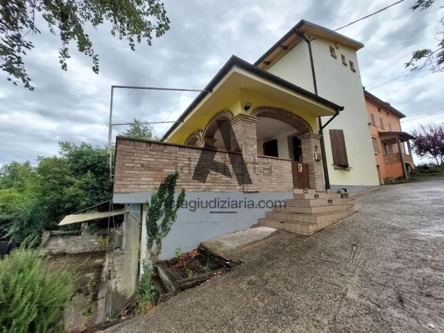 Casa in vendita a Unione di comuni Terre di Castelli, Marano Sul Panaro