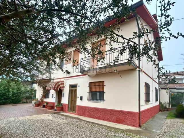 Casa in vendita a Molinella, Reggio Emilia