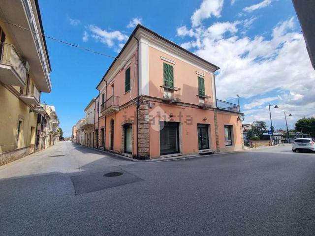 Casa in vendita a Notaresco, Abruzzo