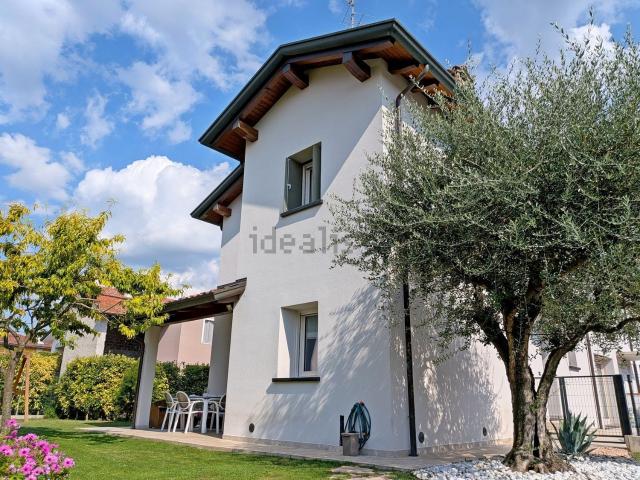 Casa in vendita a Fiume Veneto, Friuli-Venezia Giulia