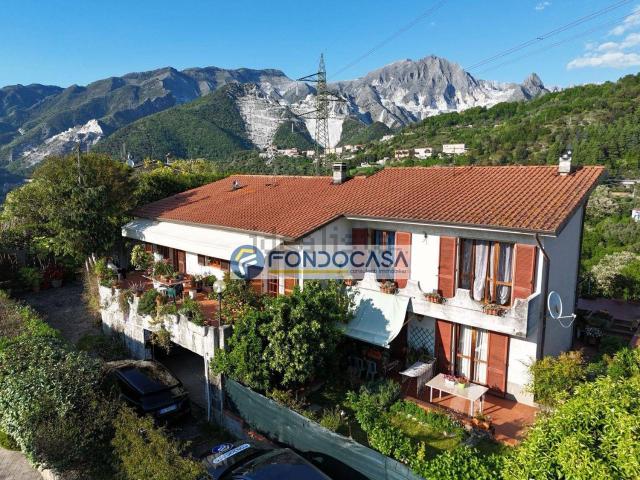 Casa in vendita a Fabbrica, Carrara