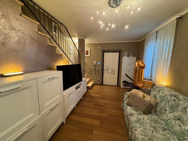 Casa in vendita a Tempagnano di Lunata, Bagni Di Lucca Ponte