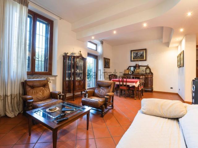 Casa in vendita a Triante, Monza