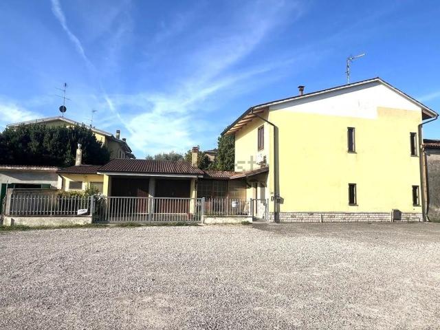 Casa in vendita a Roncoferraro, Lombardia