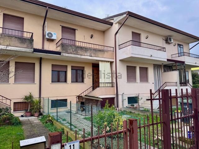 Casa in vendita a Piacenza D'adige, Veneto